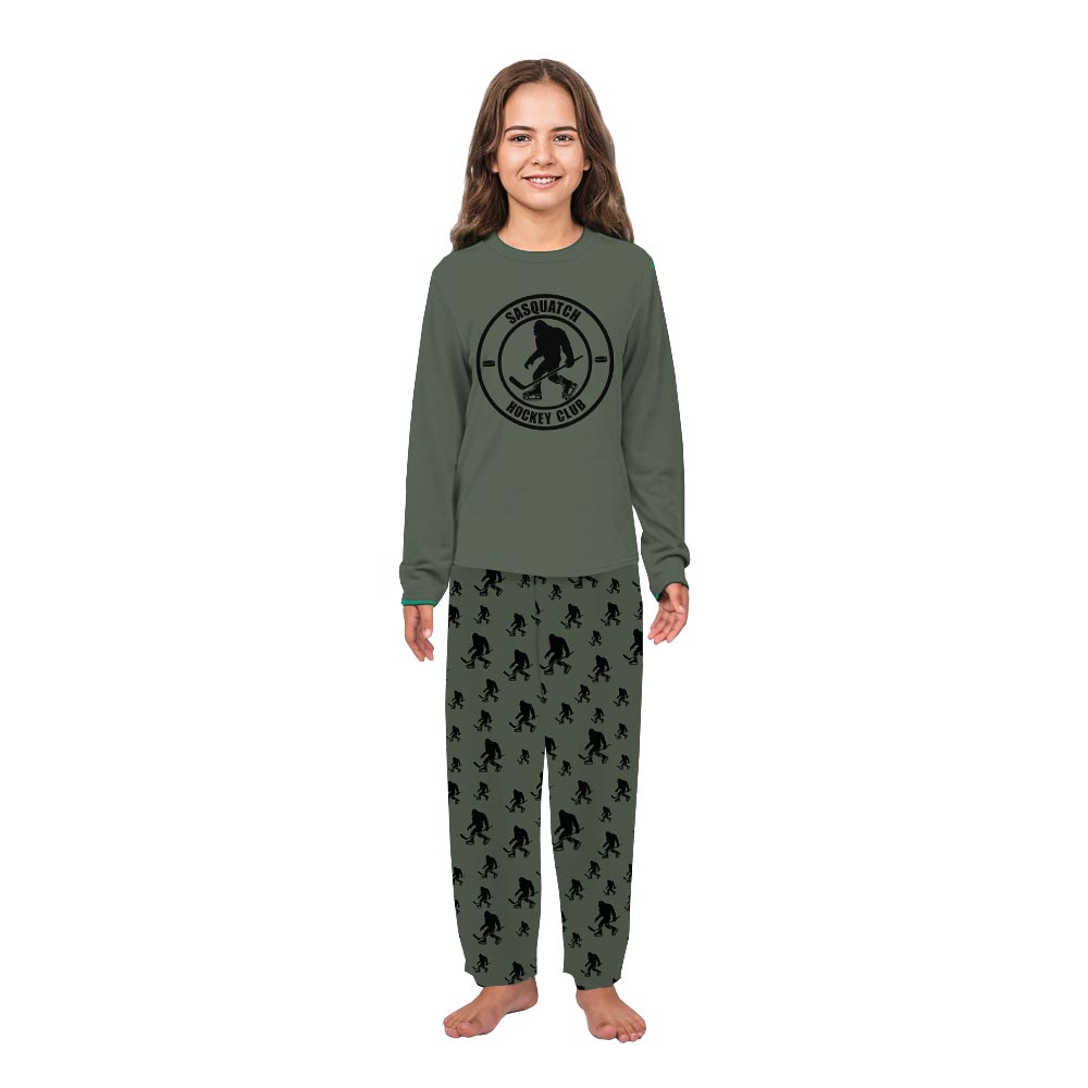 Sasquatch Hockey Club Family Pyjamas With Dog Sasquatch Hockey Club Family Pyjamas With Dog