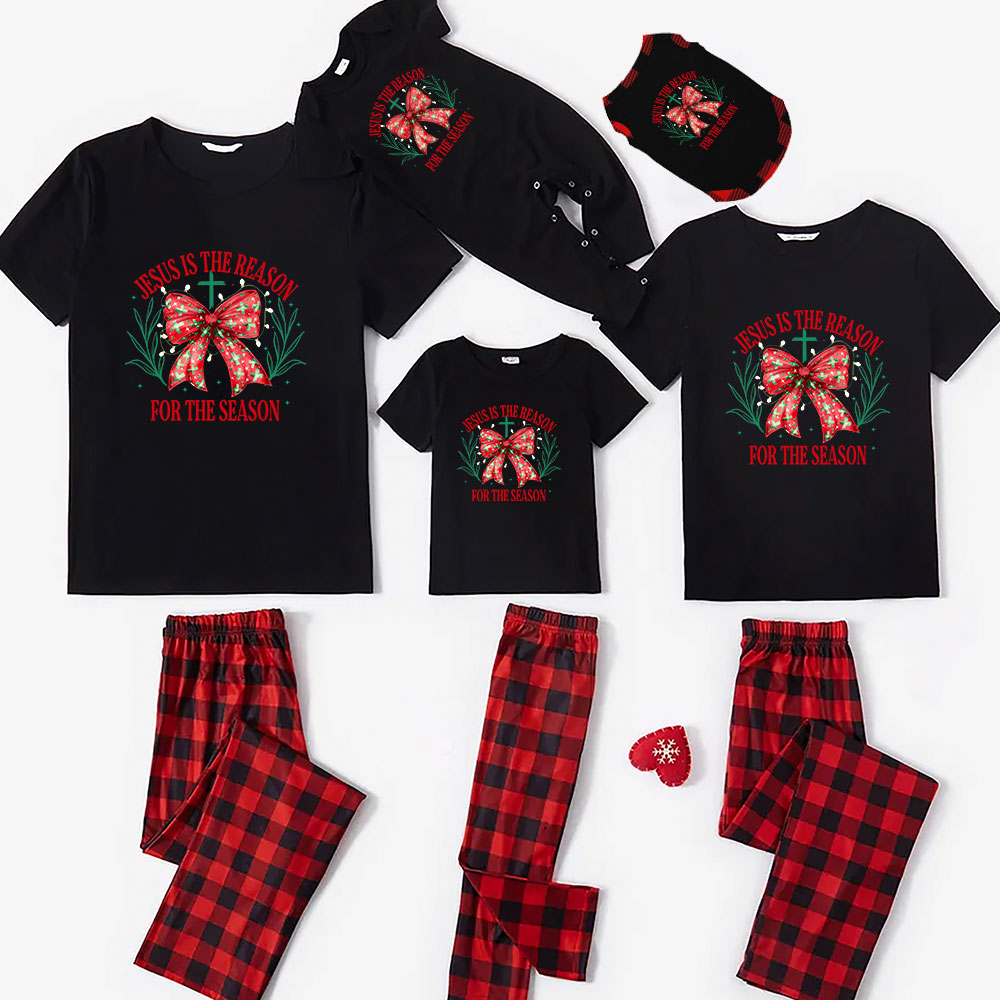 Festive Jesus Christmas Pajamas With Short Sleeves
