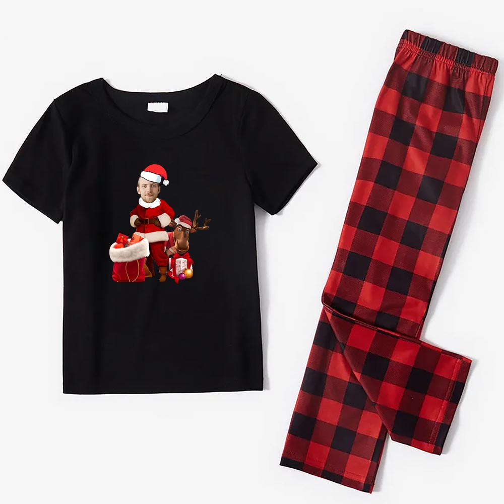 Personalized Christmas Pajamas With Your Face Printed On Them Short Sleeves Personalized Christmas Pajamas With Your Face Printed On Them Short Sleeves